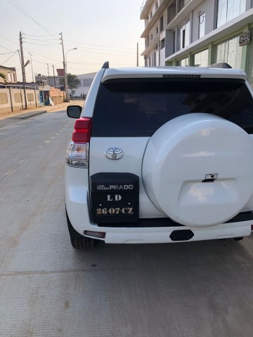 Venda TOYOTA LAND CRUISER PRADO TXL