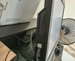 A venda Computador de mesa Lenovo