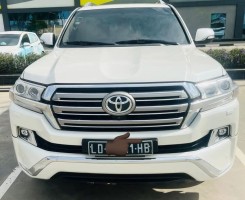 A venda TOYOTA LAND CRUISER | VX.S