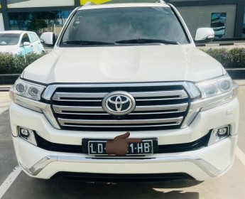 A venda TOYOTA LAND CRUISER | VX.S