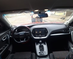 A venda JETOUR X70 240T 7 LUGARES