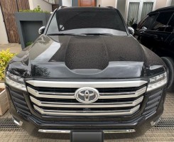 A venda TOYOTA LAND CRUISER TWIN TURBO VXR 2024