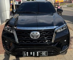 A venda TOYOTA FORTUNER | SRS