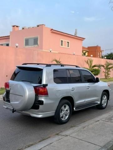 Venda TOYOTA LAND CRUISER GX.R V8