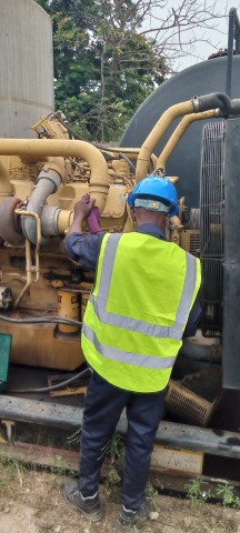 Venda Reparação, e manutenção de todo tipo de geradores Industriais ao domécilio.