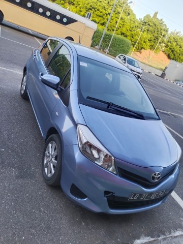 Venda TOYOTA YARIS