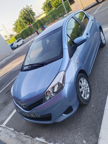 Venda TOYOTA YARIS