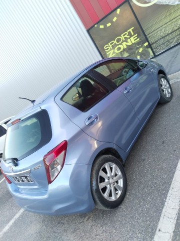 Venda TOYOTA YARIS