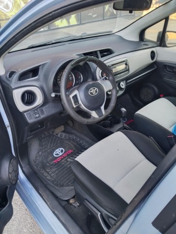 Venda TOYOTA YARIS