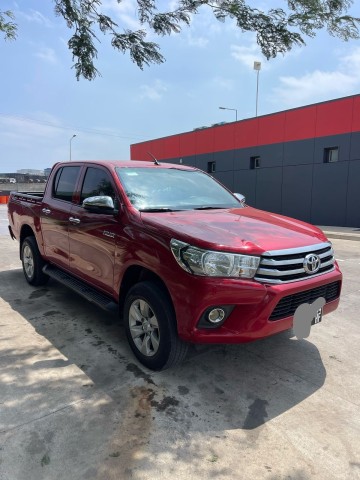 Venda TOYOTA HILUX | J
