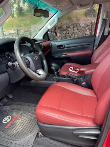 Venda TOYOTA HILUX | J