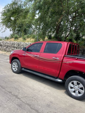 Venda TOYOTA HILUX | J