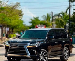 A venda Lexus LX 570 - 2018