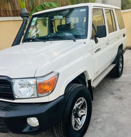 Venda TOYOTA LAND CRUISER | LX