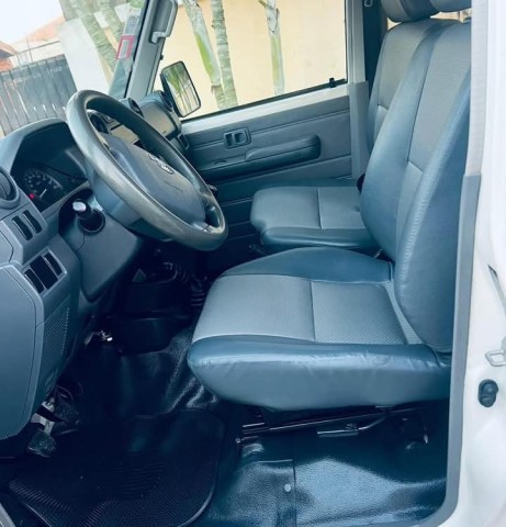 Venda TOYOTA LAND CRUISER | LX