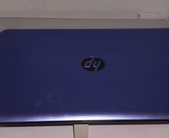 A venda PC HP + MOUSE + ADAPTADOR WI-FI