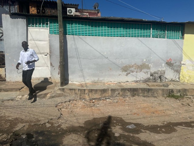 Venda Casa Frente ao Campo do Felicio município da Maianga