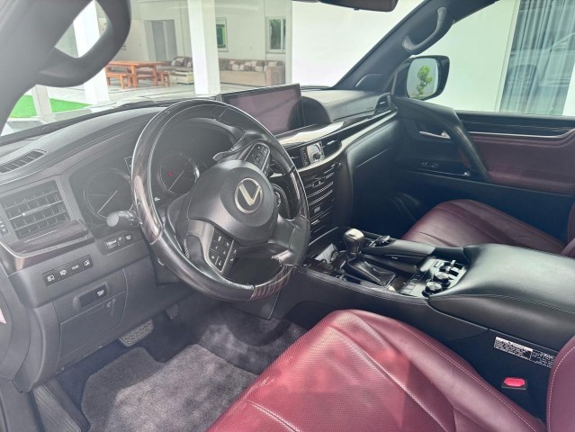Venda Lexus LX 570 Sport Full - 2022