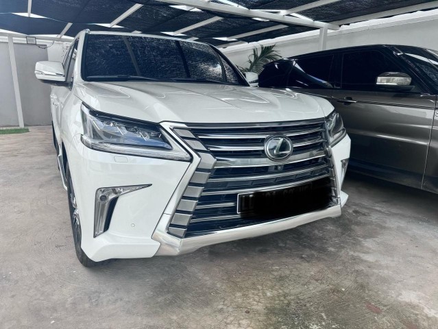 Venda Lexus LX 570 Sport Full - 2022