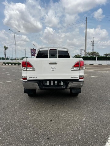 Venda Mazda BT50 2015