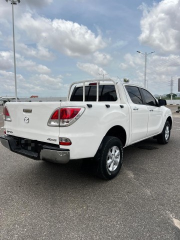 Venda Mazda BT50 2015