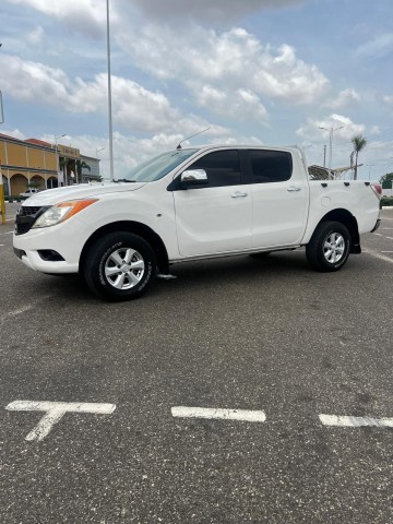 Venda Mazda BT50 2015