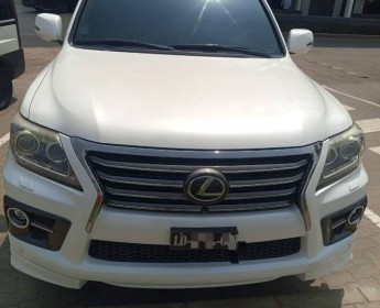 Comprar LEXUS LX570S