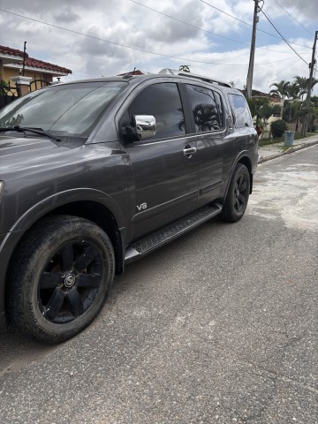 Venda Nissan Armada 62.000 km