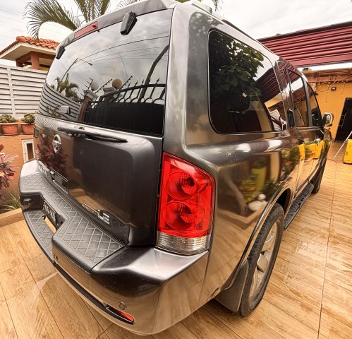 Venda Nissan Armada 62.000 km