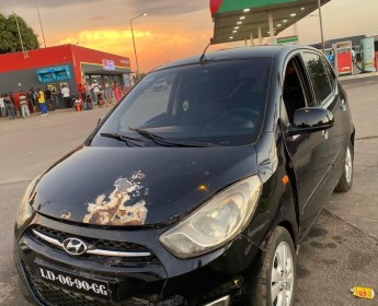 Comprar Hyundai i10 1.2limo Motor seco relógio tem desgaste