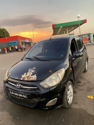 Venda Hyundai i10 1.2limo Motor seco relógio tem desgaste