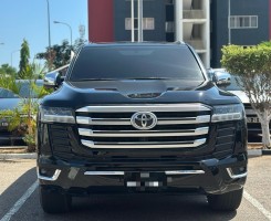 A venda TOYOTA LAND CRUISER GXR | TWIN TURBO
