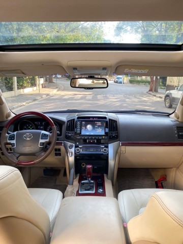 Venda TOYOTA LAND CRUISER VXR