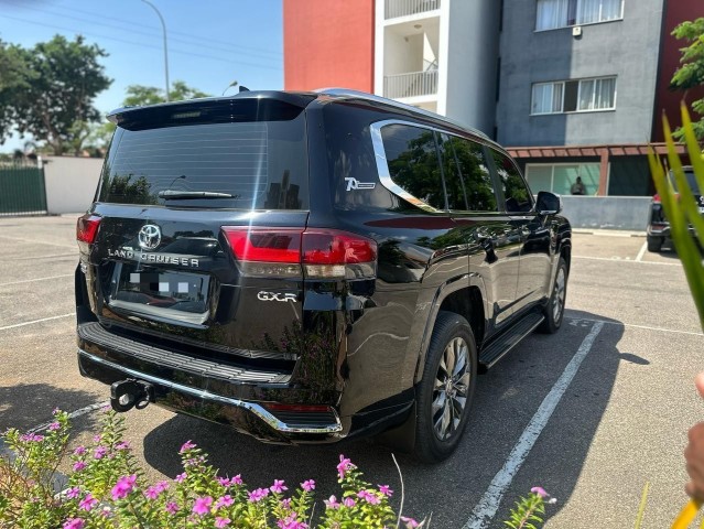 Venda TOYOTA LAND CRUISER GXR | TWIN TURBO