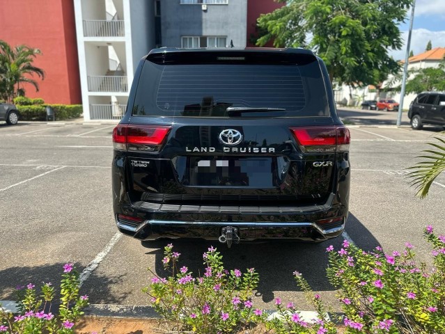 Venda TOYOTA LAND CRUISER GXR | TWIN TURBO