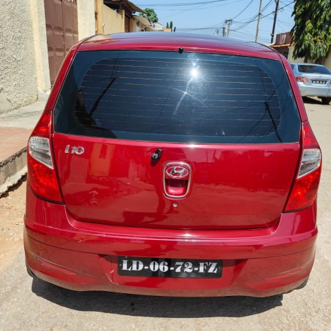 Venda HYUNDAI i10 (1.1)