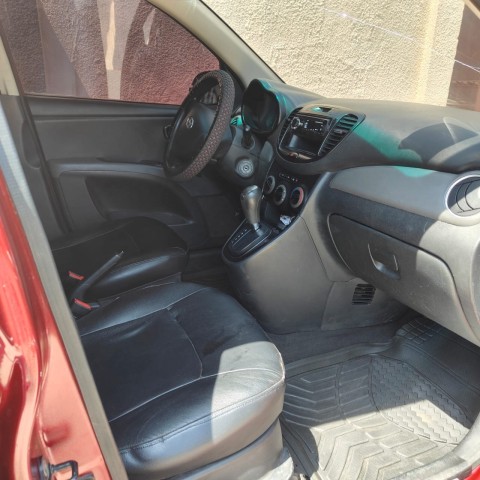 Venda HYUNDAI i10 (1.1)