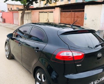 Comprar KIA RIO STATION