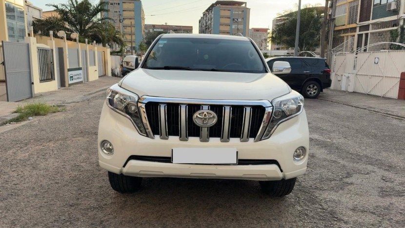 Venda TOYOTA LAND CRUISER PRADO TXL | 60th Anniversary