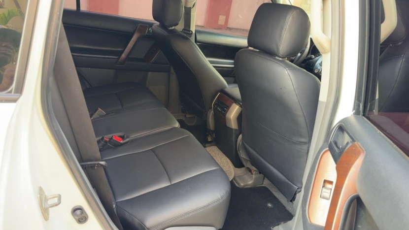 Venda TOYOTA LAND CRUISER PRADO TXL | 60th Anniversary