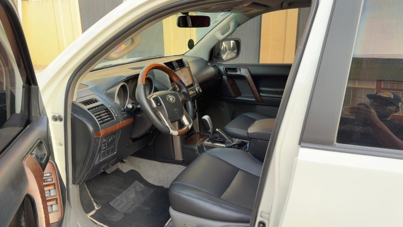Venda TOYOTA LAND CRUISER PRADO TXL | 60th Anniversary