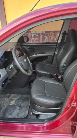 Venda HYUNDAI i10 (1.1)