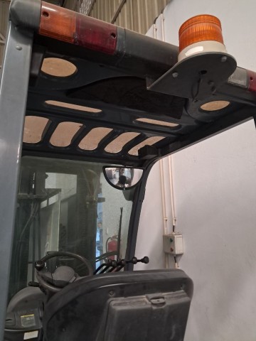 Venda EMPILHADOR TOYOTA GASOLEO