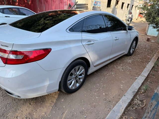 Venda HYUNDAI AZERA | FULL OPTION