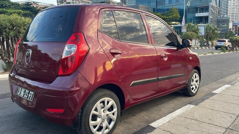 Venda HYUNDAI i10 (1.0)