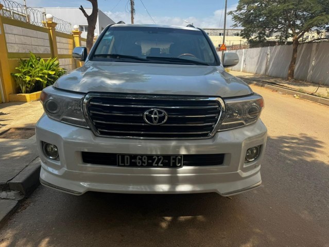 Venda TOYOTA LAND CRUISER | VXR (V8)