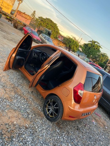 Venda HYUNDAI i10 | 1.0