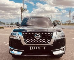 A venda Nissan Patrol Platinum