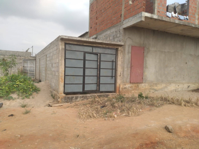 Venda Vivenda T3 Inacabada disponível em Cacuaco para Aquisição Imediata