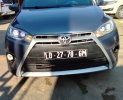 A venda TOYOTA YARIS DESPORTIVO